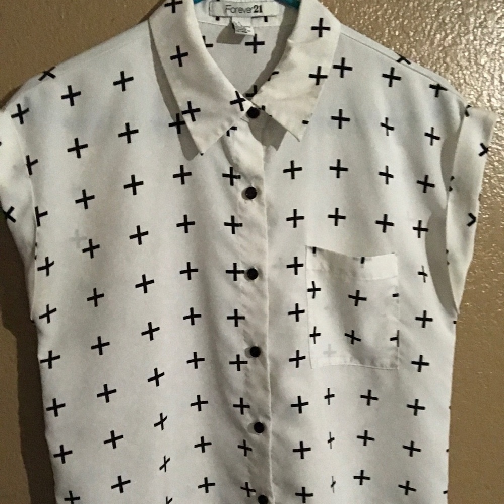 ➕Short sleeve button up➕